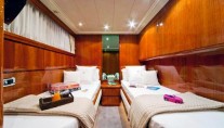 SYNERGY -  Twin Cabin